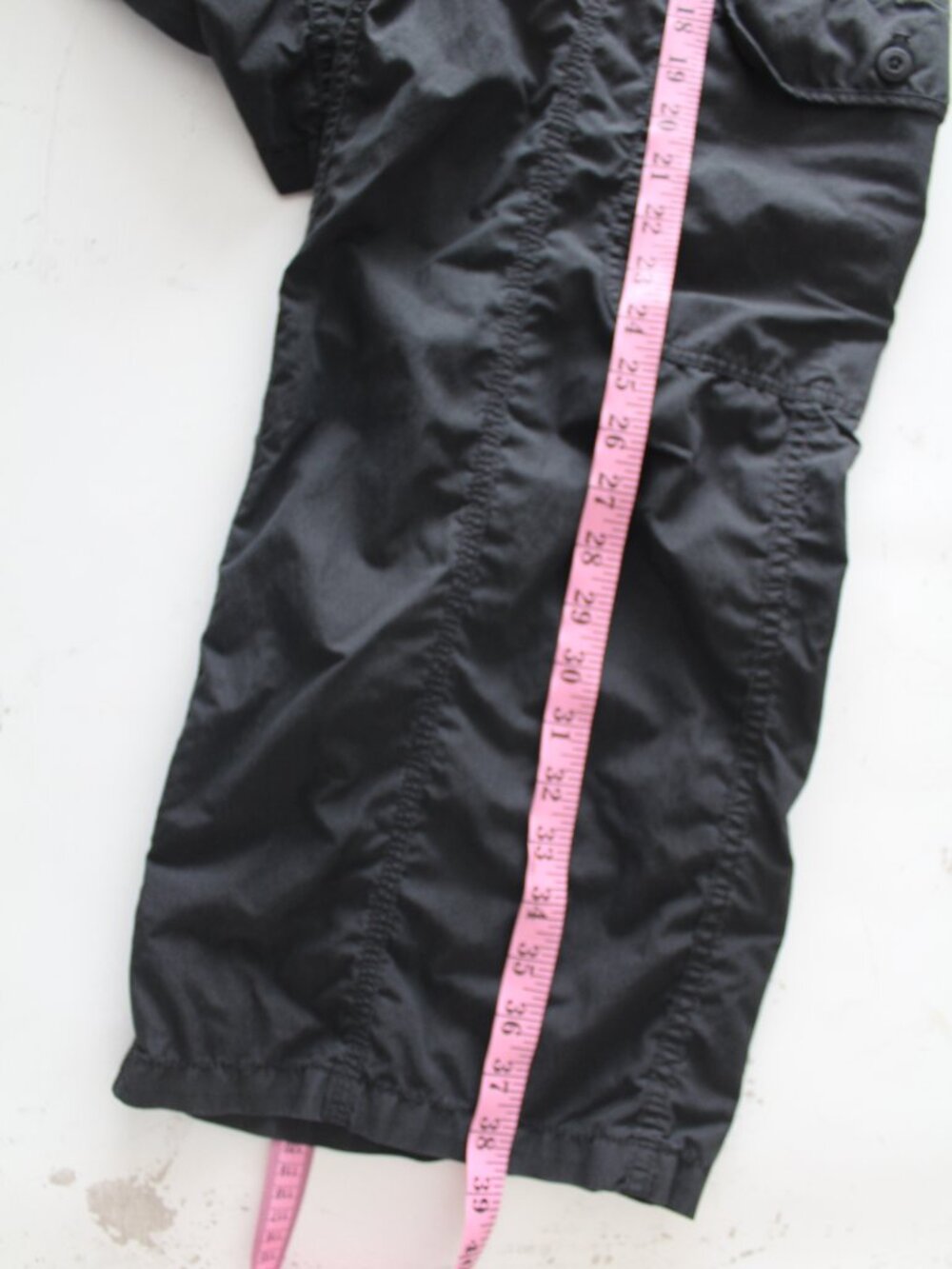 Aritzia TNA Romario Cargo Pants - Size Medium - Picture 6 of 11